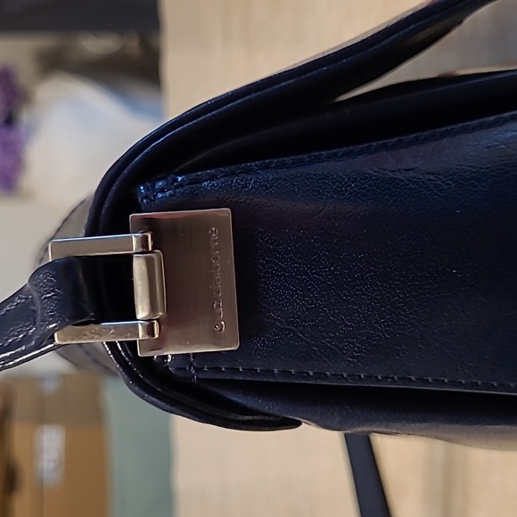 LIZ Claiborne Y2k Navy Blue Sholder Bag With magnetic Flap, EUC, Vegan Leather. - Picture 10 of 11